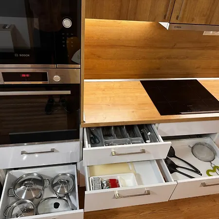 아파트 Bratislava Apartment 브라티슬라바